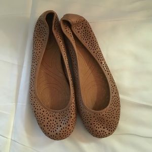 Clarks flats size 9
